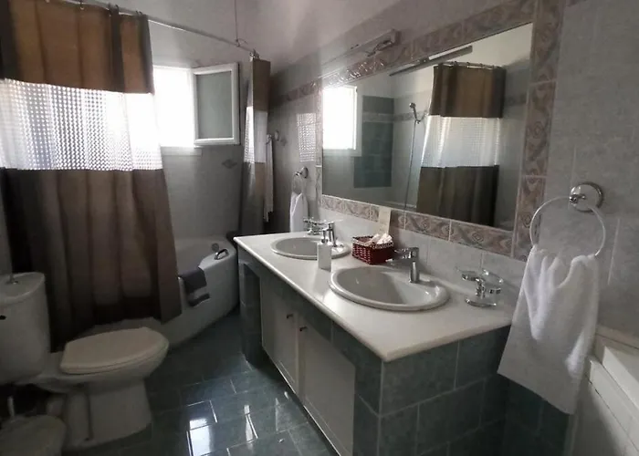 Апартаменты Emilia's *